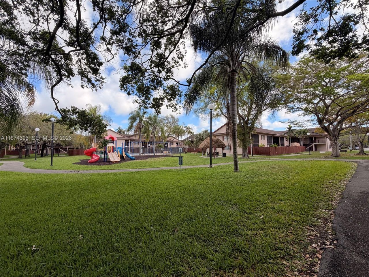 11295 SW 88th St, Unit M109, Miami, FL 33176 Photo