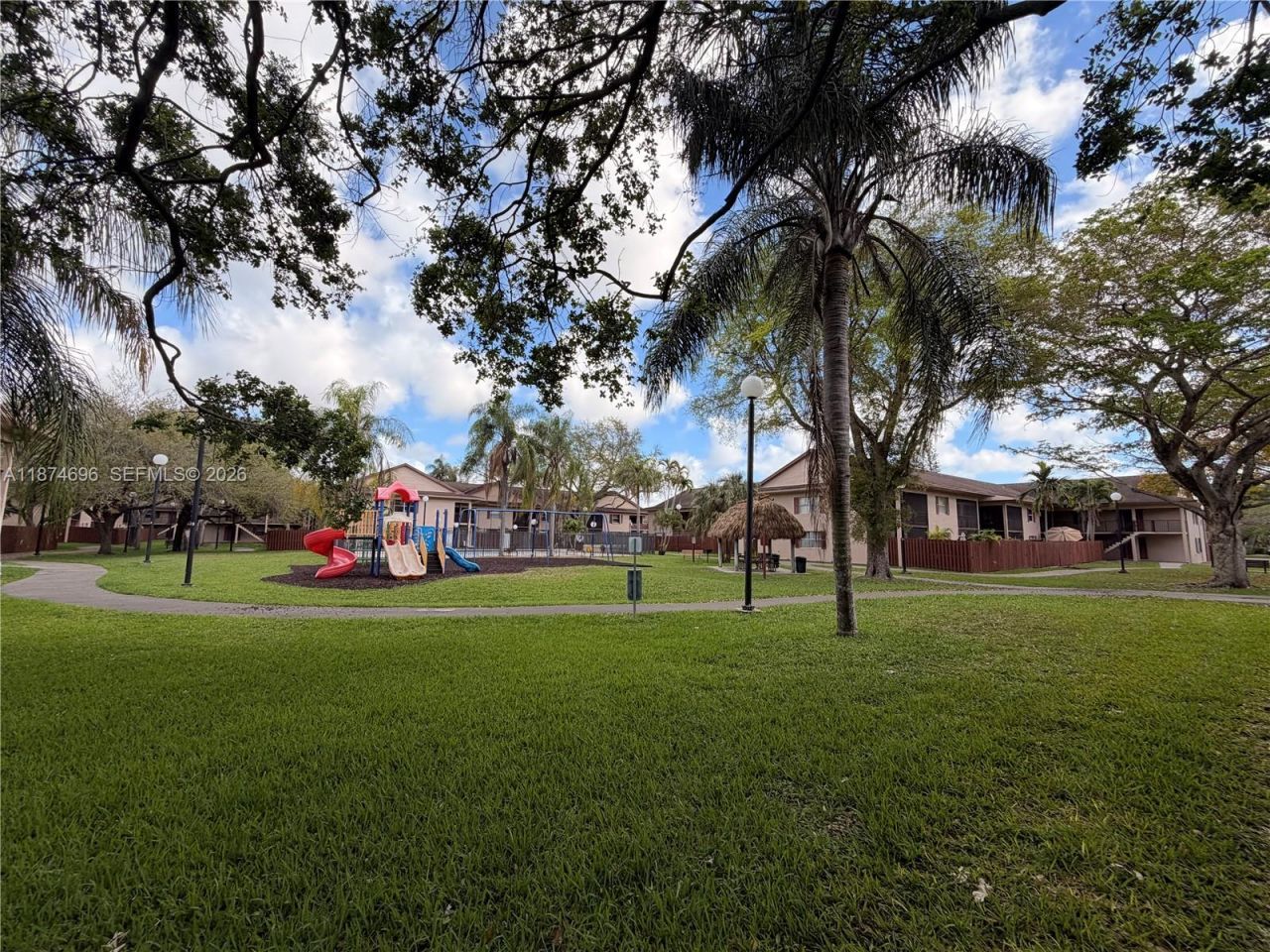 11295 SW 88th St, Unit M109, Miami, FL 33176 Photo