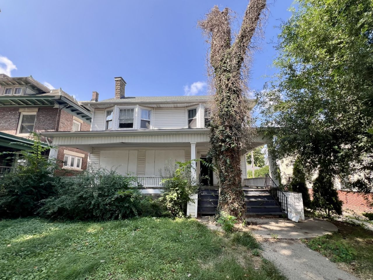 233 N Edward Street, Decatur, IL 62522 Main Photo