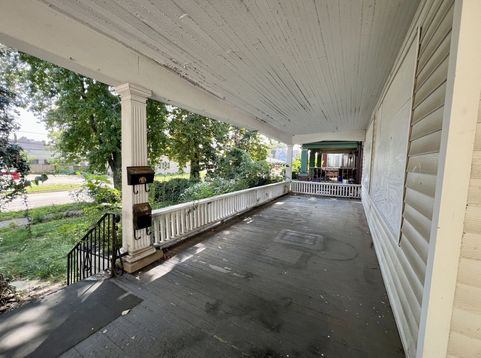 Main Photo