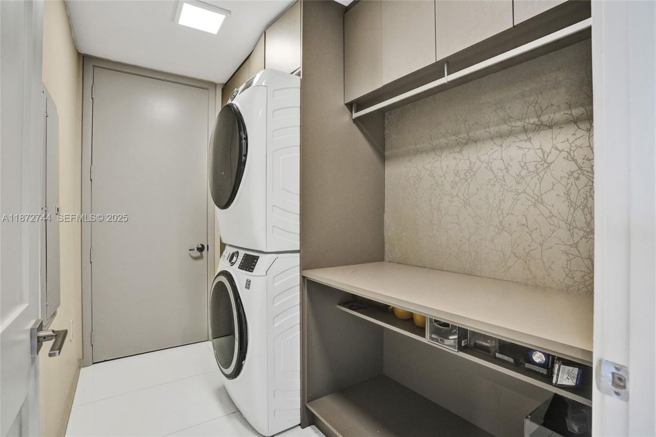 1100 Biscayne Blvd, Unit 6303, Miami, FL 33132 Photo