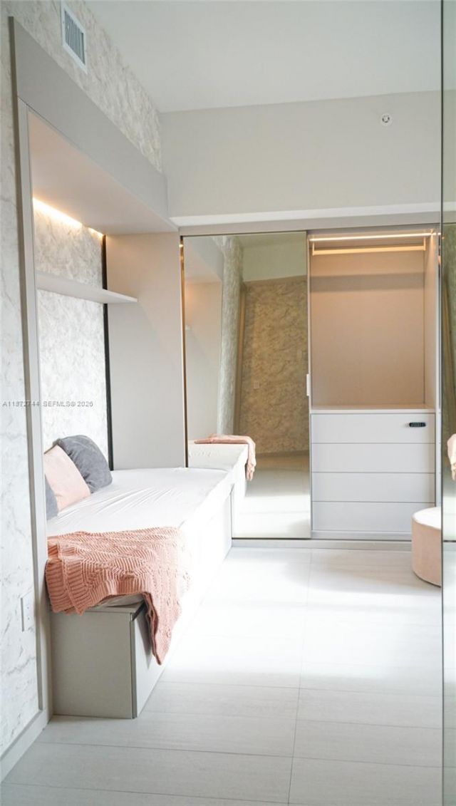 1100 Biscayne Blvd, Unit 6303, Miami, FL 33132 Photo