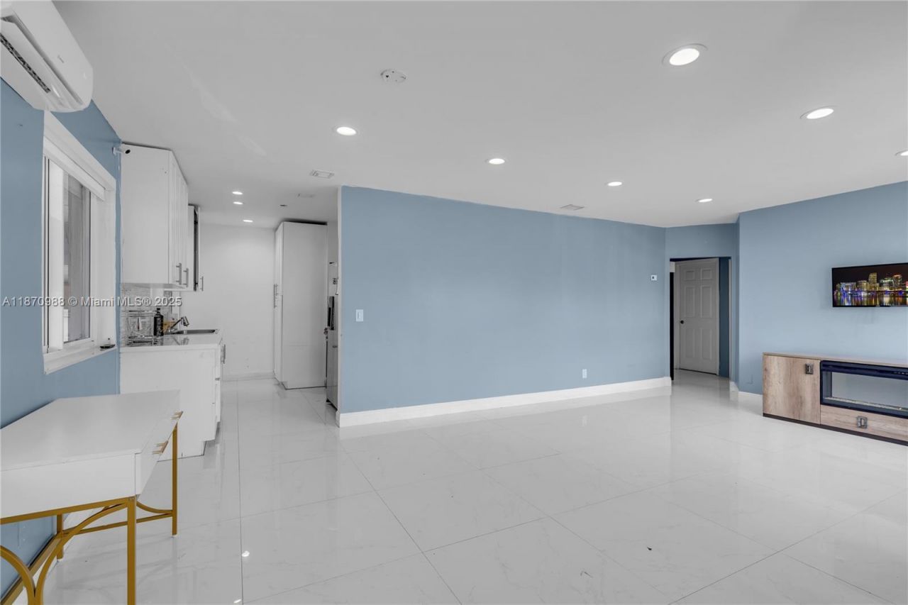 171 W 64th St, Hialeah, FL 33012 Photo