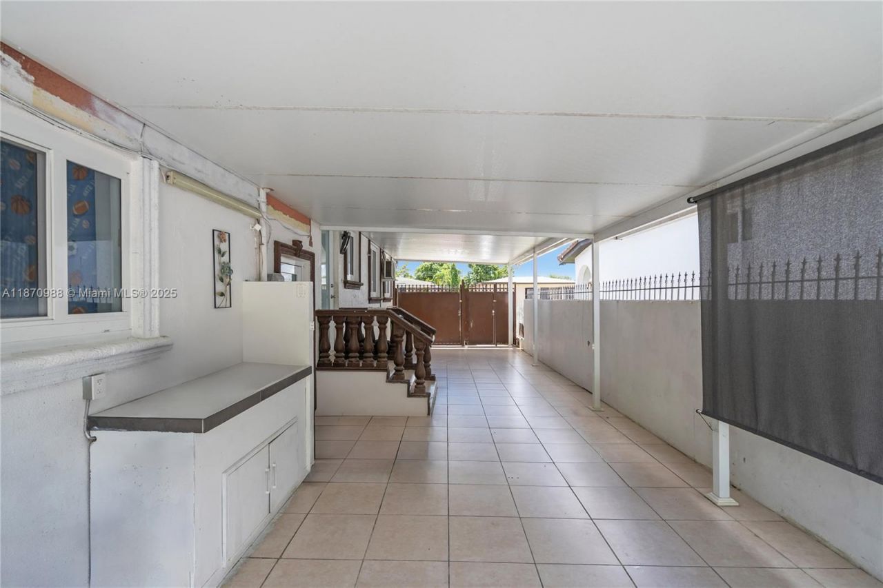 171 W 64th St, Hialeah, FL 33012 Photo