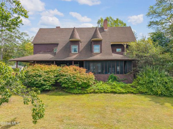 182 Ballston Avenue, Saratoga Springs, NY 12866