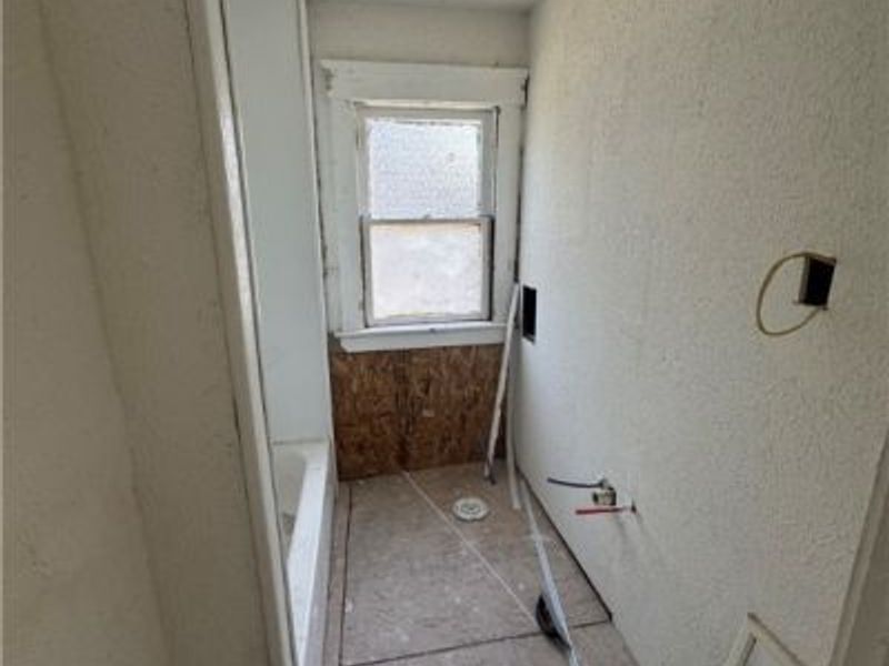 512 Eddy Road, Cleveland, OH 44108 Photo 5