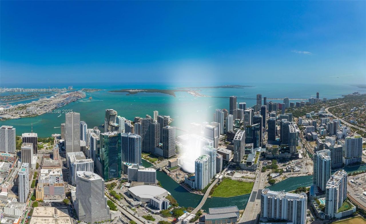 77 SE 5th St, Unit 2410, Miami, FL 33131 Photo