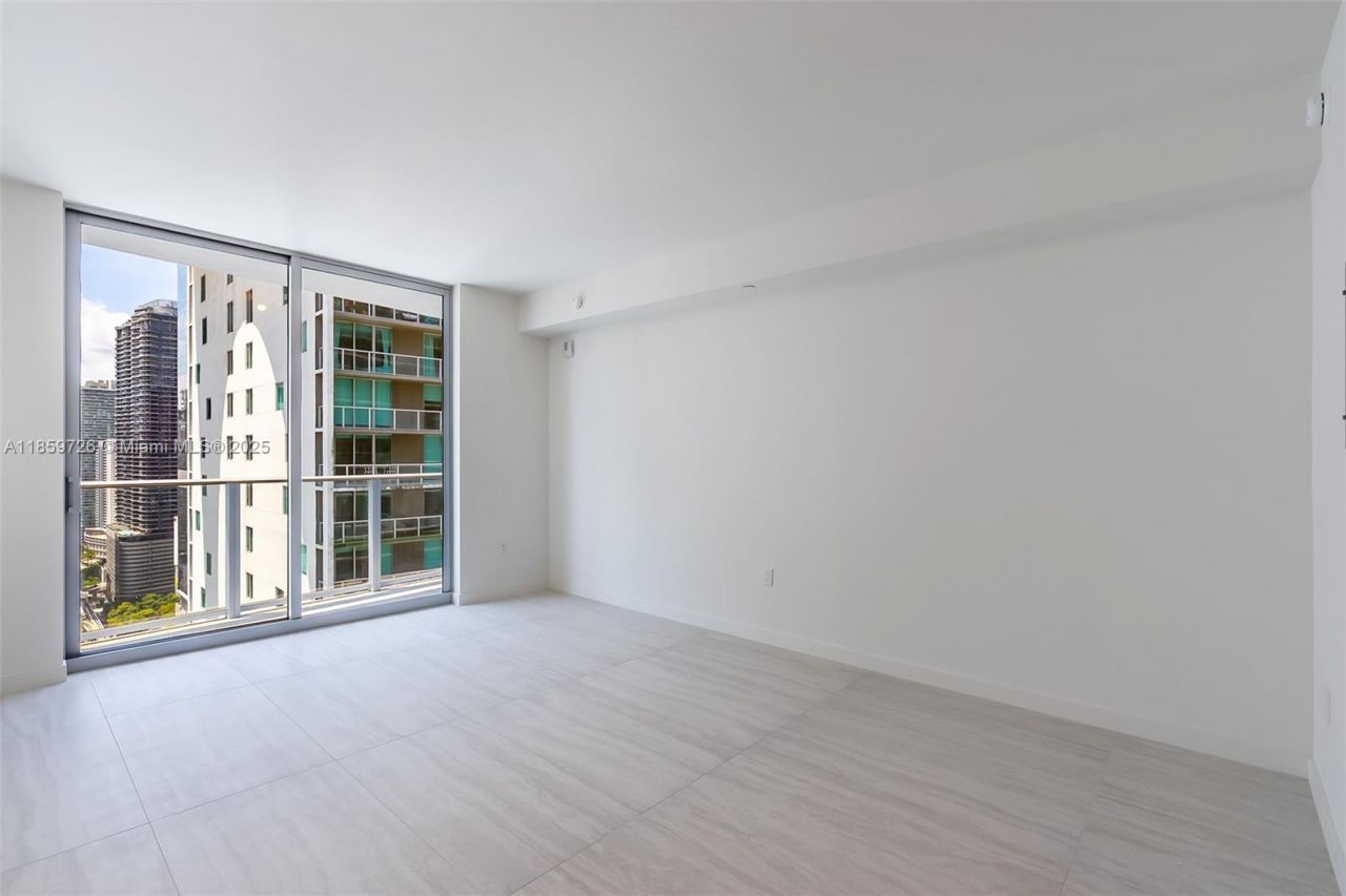 77 SE 5th St, Unit 2410, Miami, FL 33131 Photo