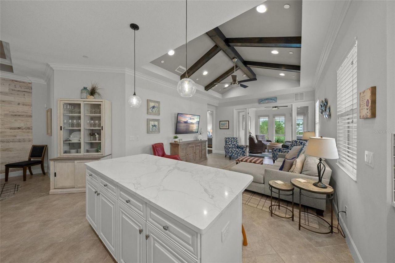 340 Sapphire Lake Drive, Unit 201, Bradenton, FL 34209 Photo