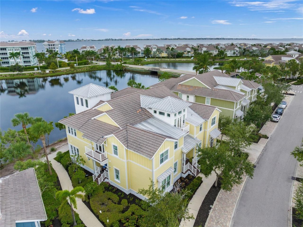 340 Sapphire Lake Drive, Unit 201, Bradenton, FL 34209 Photo