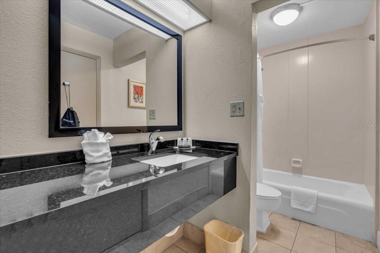 7150 N Tamiami Trail, Unit S615, Sarasota, FL 34243 Photo