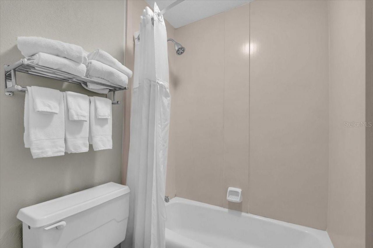 7150 N Tamiami Trail, Unit S615, Sarasota, FL 34243 Photo