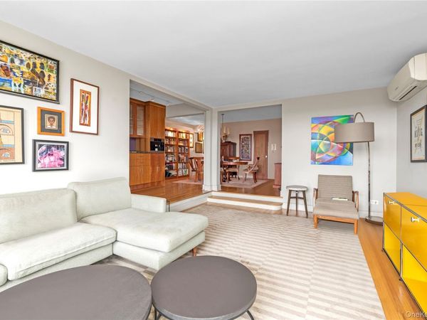 79-10 34th Avenue, Unit 7X, Jackson Heights, NY 11372