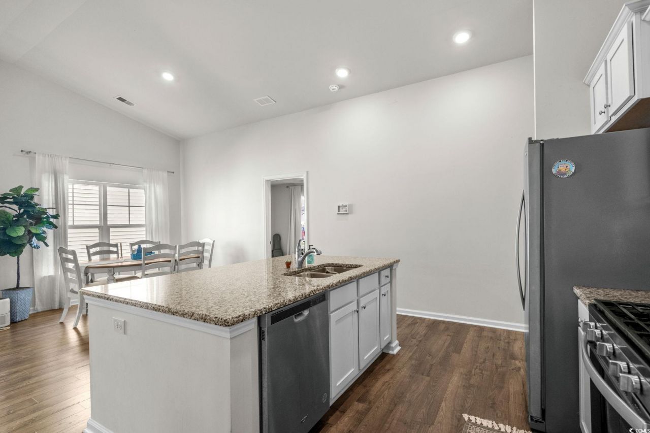 1551 Jardine Loop Photo 18