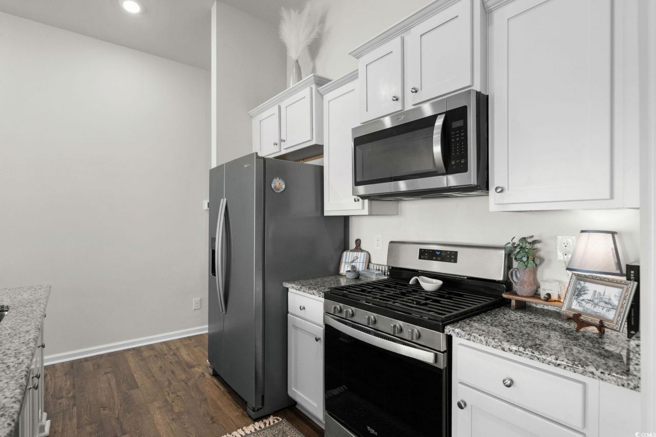 1551 Jardine Loop Photo 19