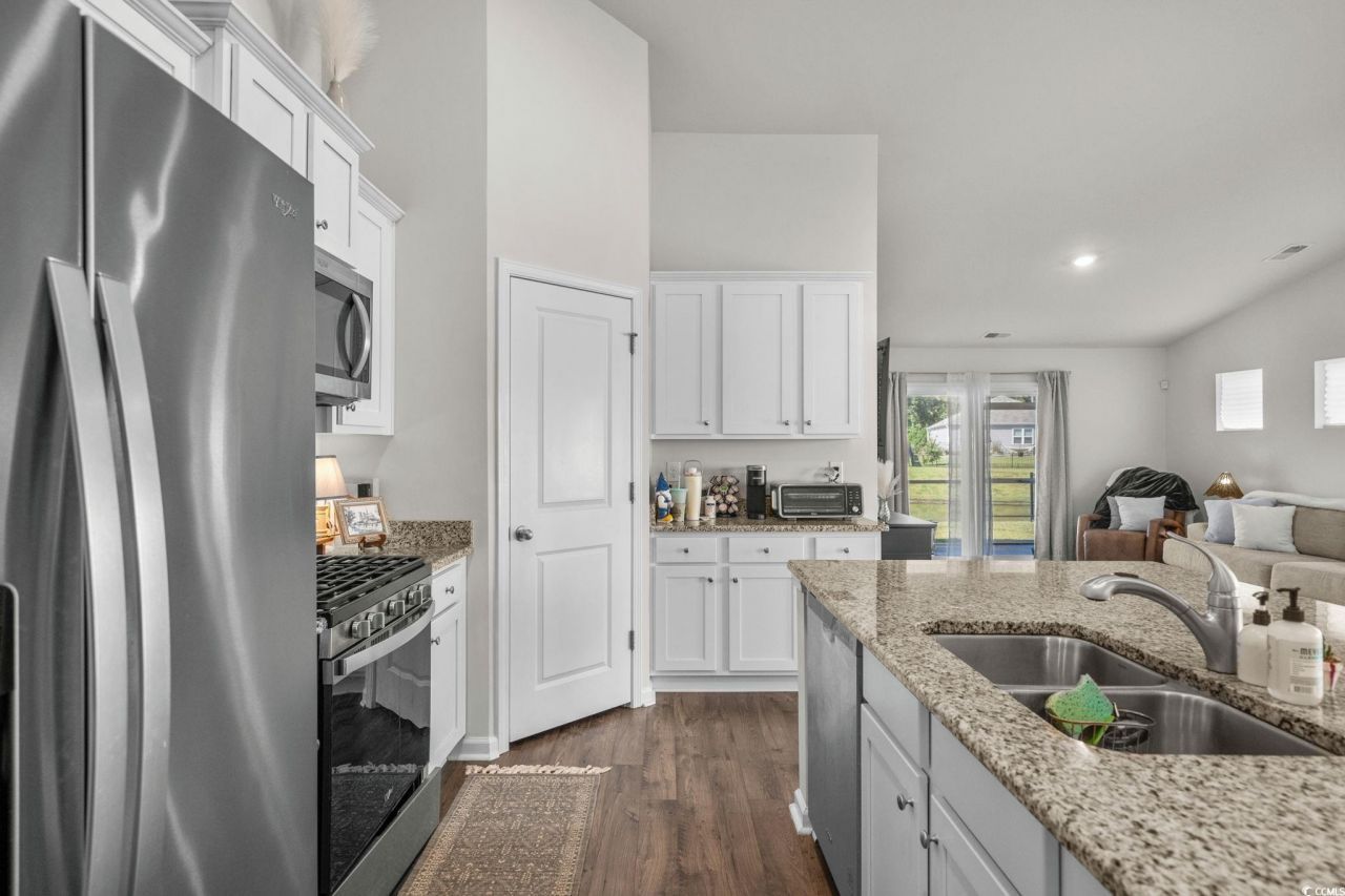 1551 Jardine Loop Photo 21