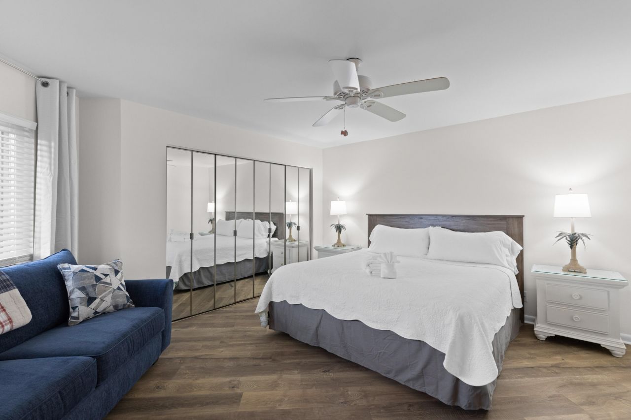 9002 Palmetto Drive Photo 18