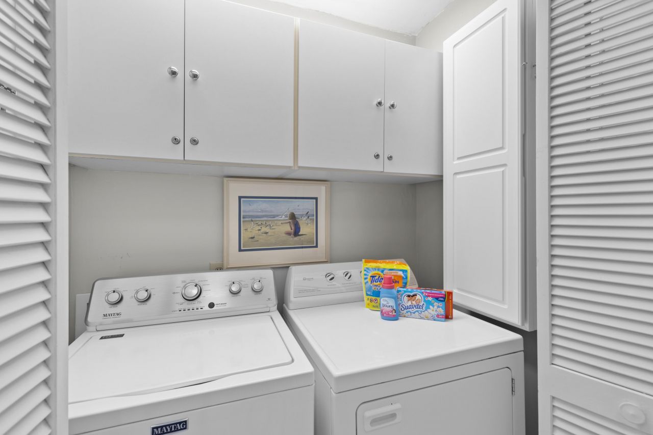 9002 Palmetto Drive Photo 23