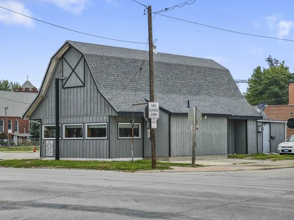 101 N Chicago Street, Milford, IL 60953