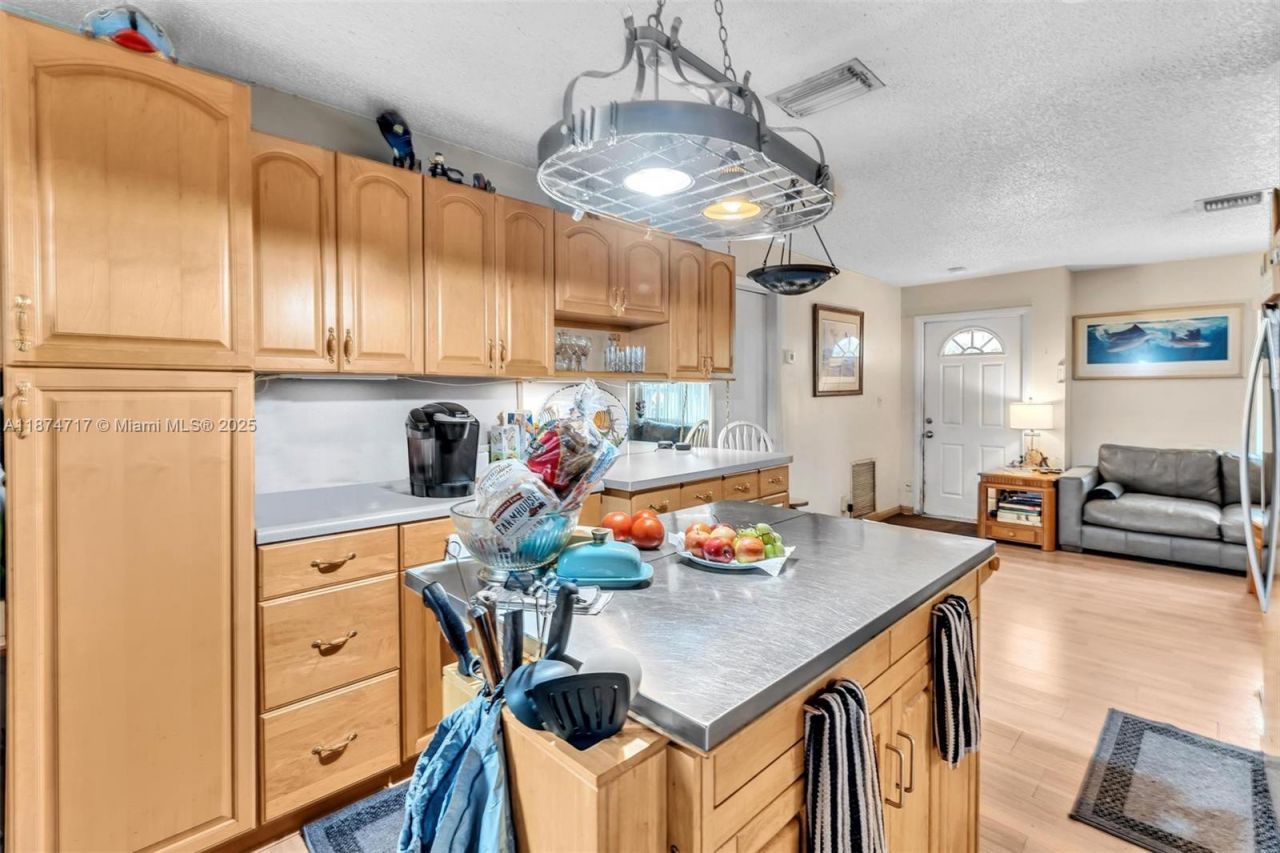 312 SW 9th St, Fort Lauderdale, FL 33315 Photo