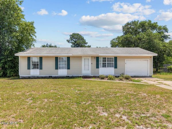 103 Riegel Drive, Hubert, NC 28539