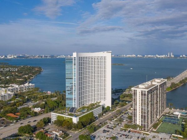 601 NE 36th St, Unit 806, Miami, FL 33137
