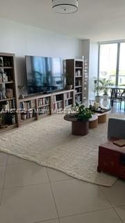 601 NE 36th St, Unit 806, Miami, FL 33137 Photo