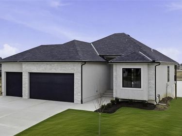 27603 E 128th Court, Lee's Summit, MO 64086