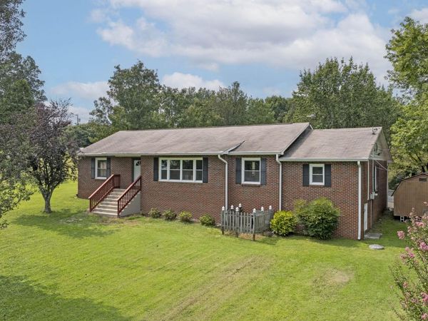 161 S Hillcrest Drive, Spring City, TN 37381