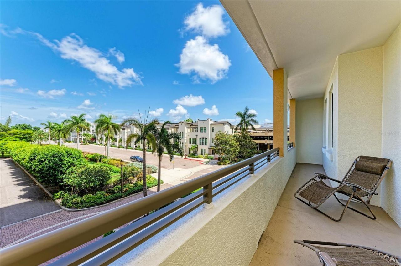 800 N Tamiami Trail, Unit 212, Sarasota, FL 34236 Photo