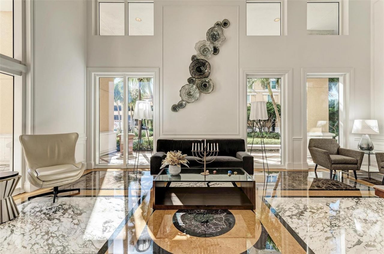 800 N Tamiami Trail, Unit 212, Sarasota, FL 34236 Photo