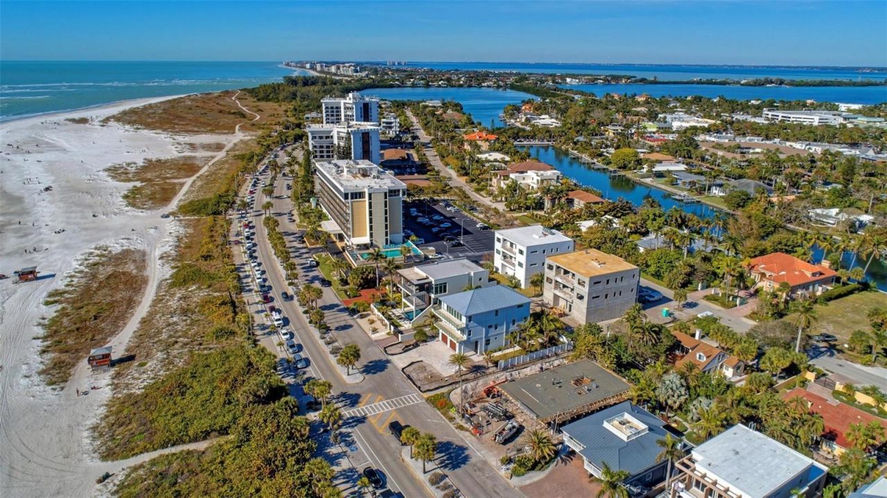 800 N Tamiami Trail, Unit 212, Sarasota, FL 34236 Photo