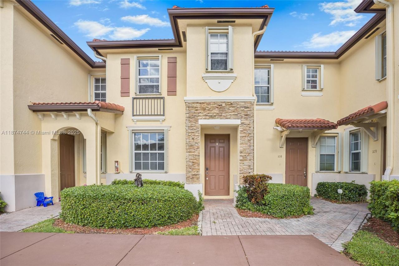 1490 NE 33rd Ave, Unit 107-13, Homestead, FL 33033 Main Photo