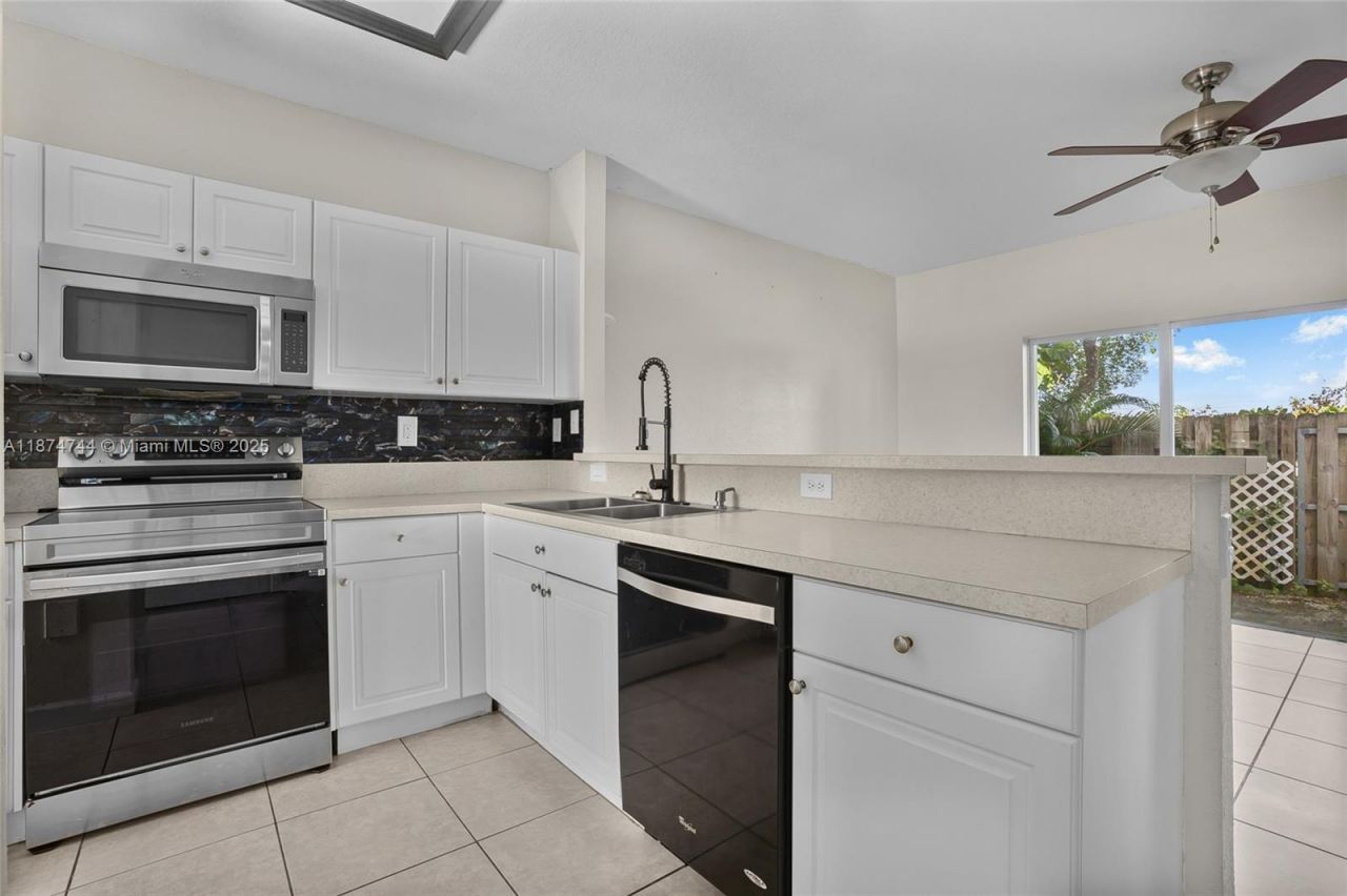 1490 NE 33rd Ave, Unit 107-13, Homestead, FL 33033 Photo