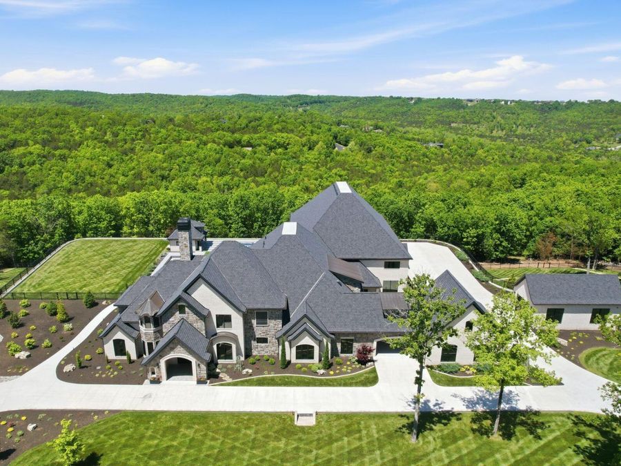 Property Image 4