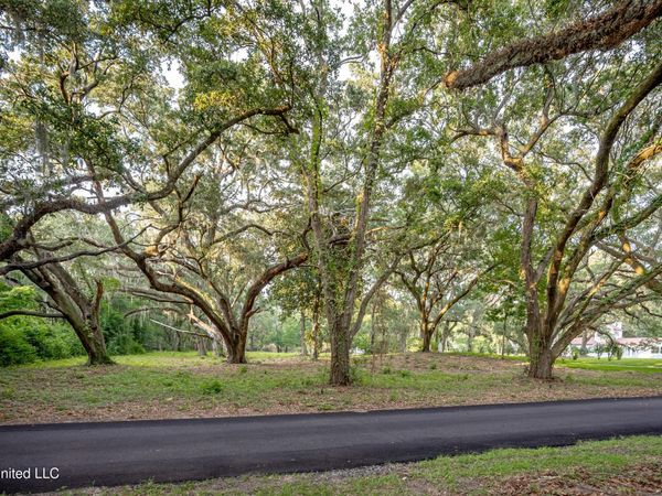 Lot 3 Pointe Aux Chenes, Ocean Springs, MS 39564
