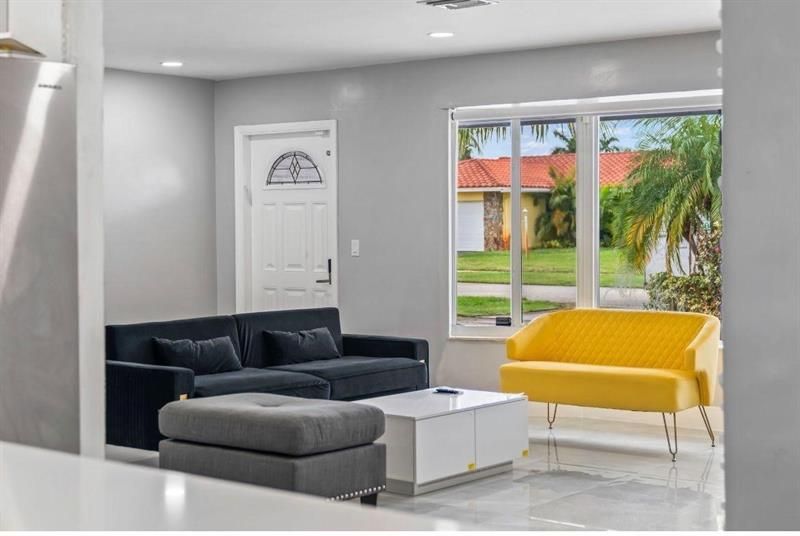 4811 Hayes Street, Hollywood, FL 33021 Photo