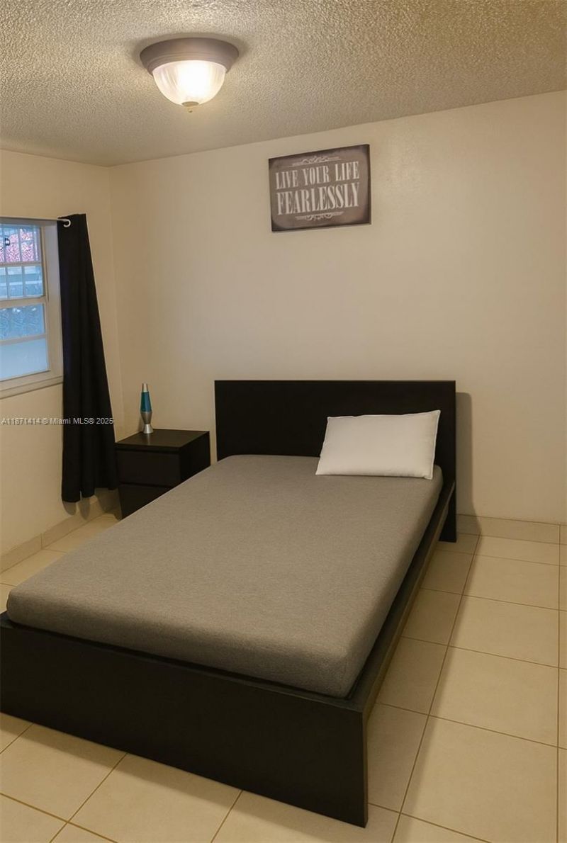 375 E Okeechobee Rd, Hialeah, FL 33010 Photo