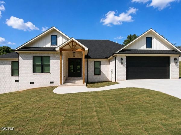 174 Cardinal Estate Drive, Lexington, TN 38351