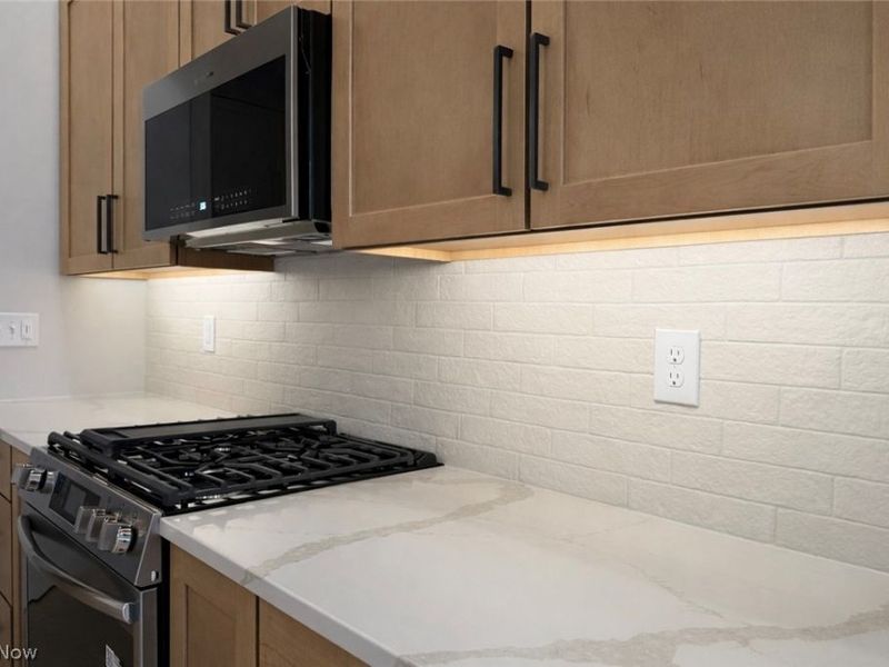 421 Bordeaux Boulevard, Broadview Heights, OH 44147 Photo 9