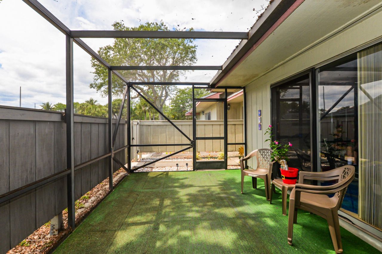 3914 NW Cinnamon Tree Circle, Jensen Beach, FL 34957 Photo