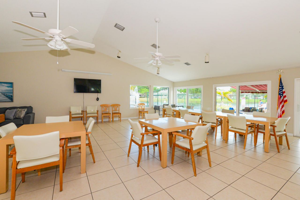 3914 NW Cinnamon Tree Circle, Jensen Beach, FL 34957 Photo