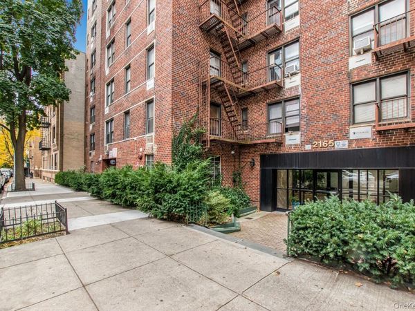 2165 Matthews Avenue, Unit 4B, Bronx, NY 12462