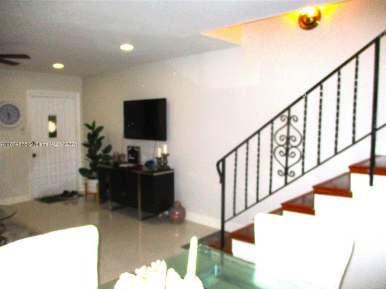 2831 Pierce St, Unit 205, Hollywood, FL 33020 Photo