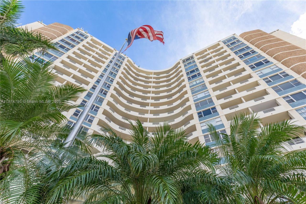 3180 S Ocean Dr, Unit 1517, Hallandale Beach, FL 33009 Photo