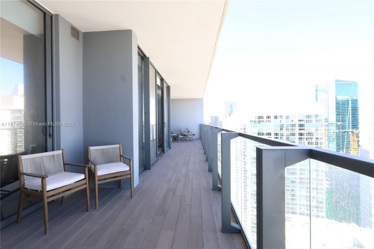 68 SE 6th St, Unit 3607, Miami, FL 33131 Photo