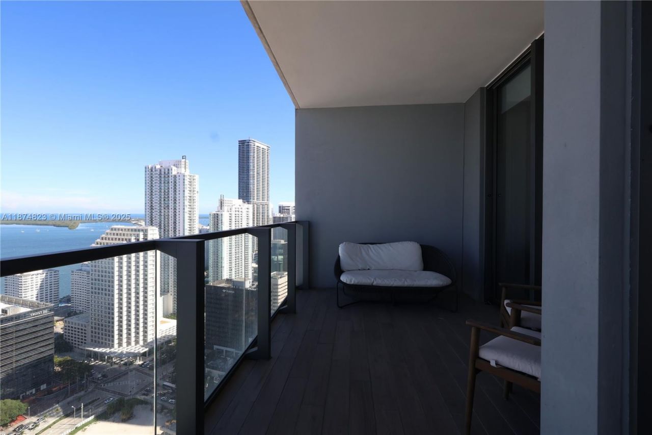 68 SE 6th St, Unit 3607, Miami, FL 33131 Photo
