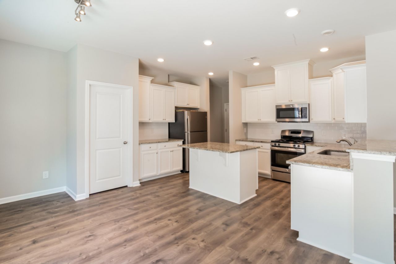 144 Blackwater Way Photo 7