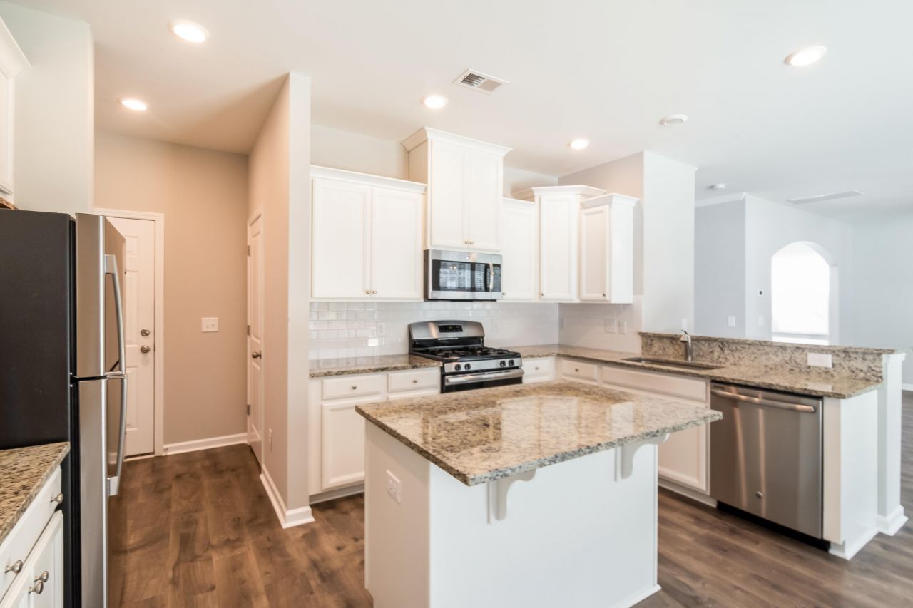 144 Blackwater Way Photo 8