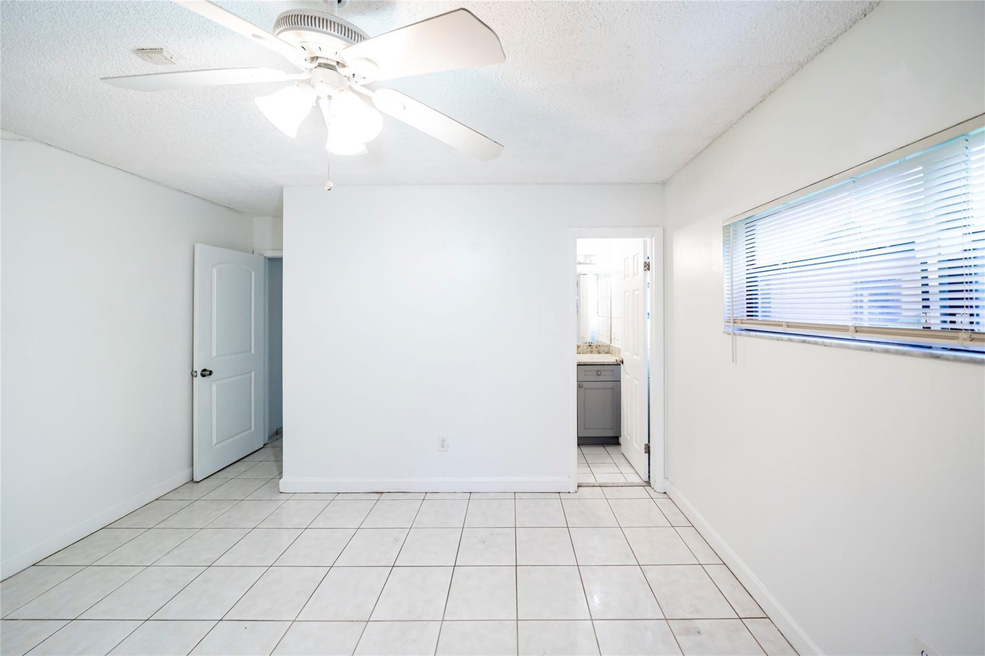 9510 W Fern Lane, Miramar, FL 33025 Photo